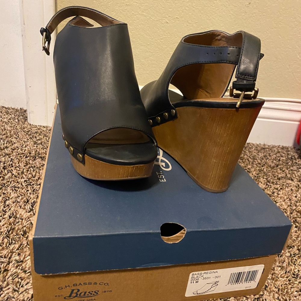 Bass Regina Wedges